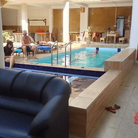 Share Safari House Udawalawe Bed and Breakfast Buitenkant foto